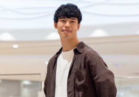 営業課 2年目　橋本さん